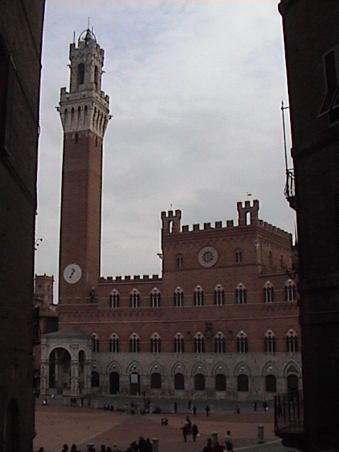 Tour du Palazzo Publico de Sienne