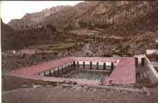 piscine d'eaux chaudes thermales à Chivay pour les locaux